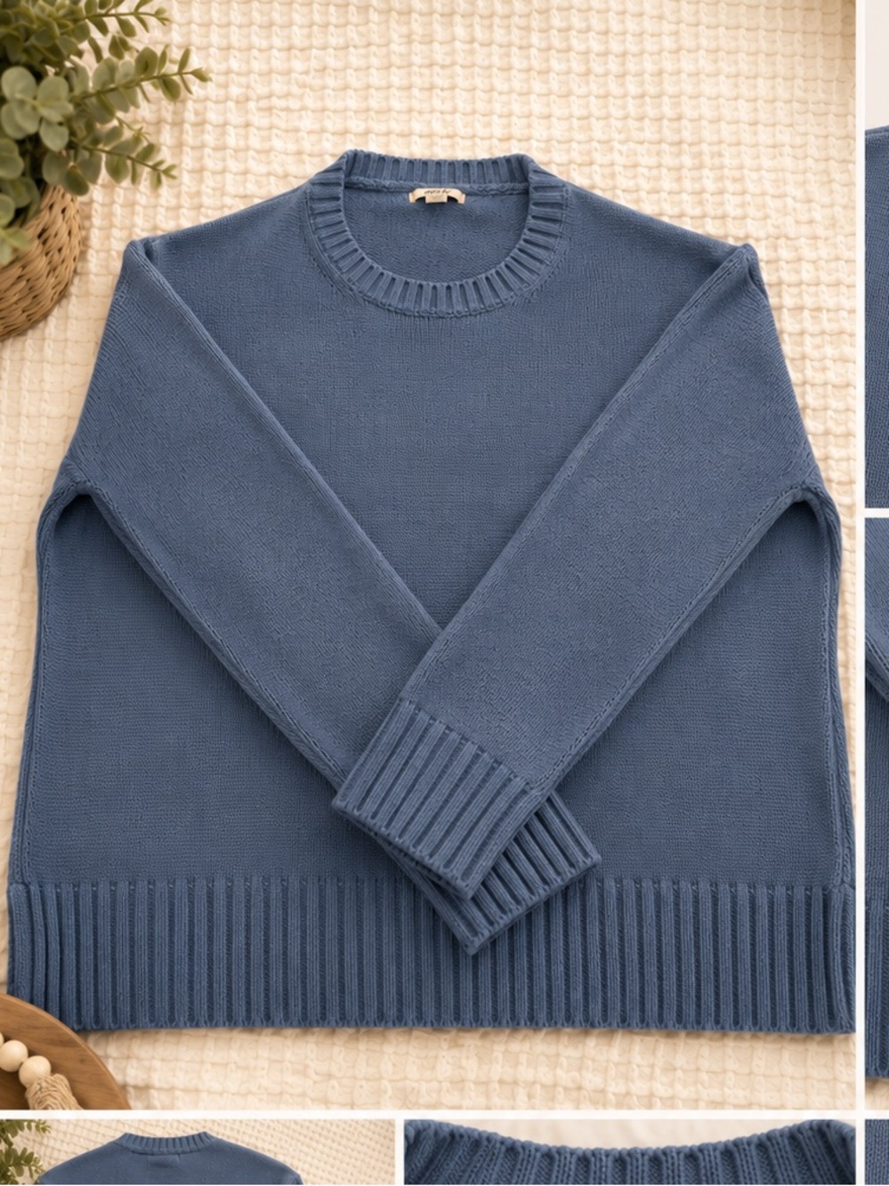 American Eagle  Women's Crewneck Sweater - Blue- perfect for beach nights!